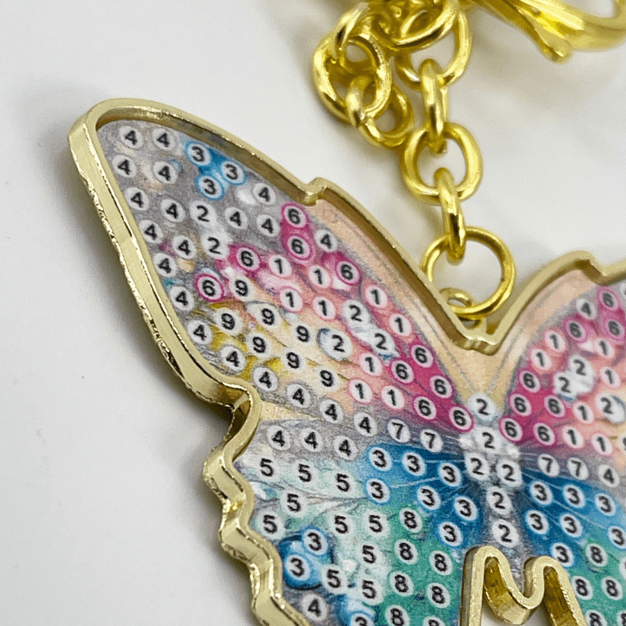 Bella Butterfly Crystal Art Metal Keyring Kit