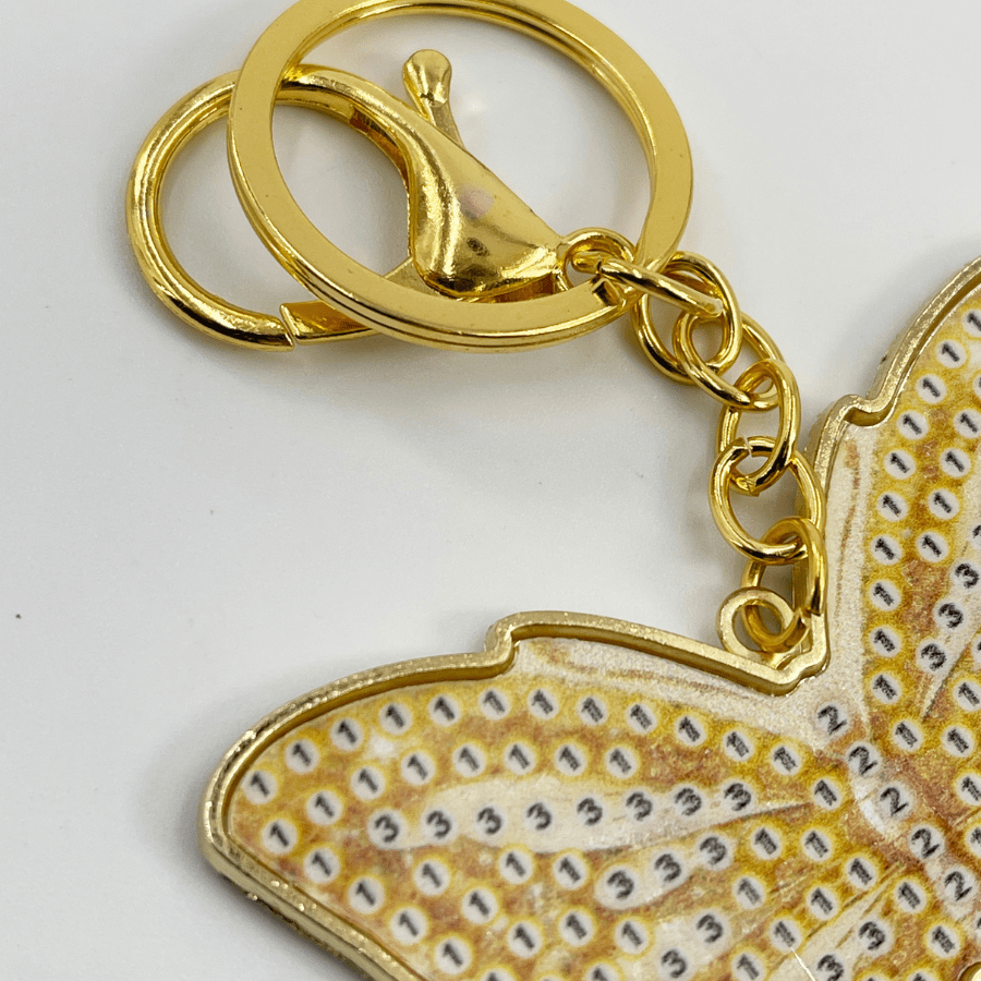 Bonnie Butterfly Crystal Art Metal Keyring Kit