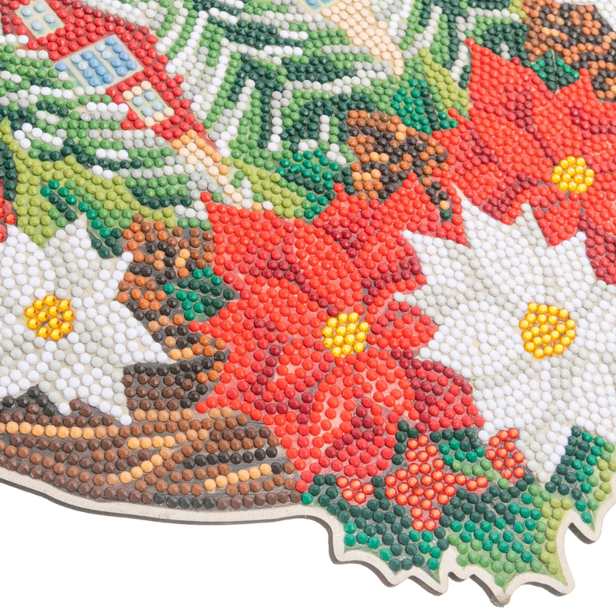 Christmas Crystal Art Wreath Kit closeup