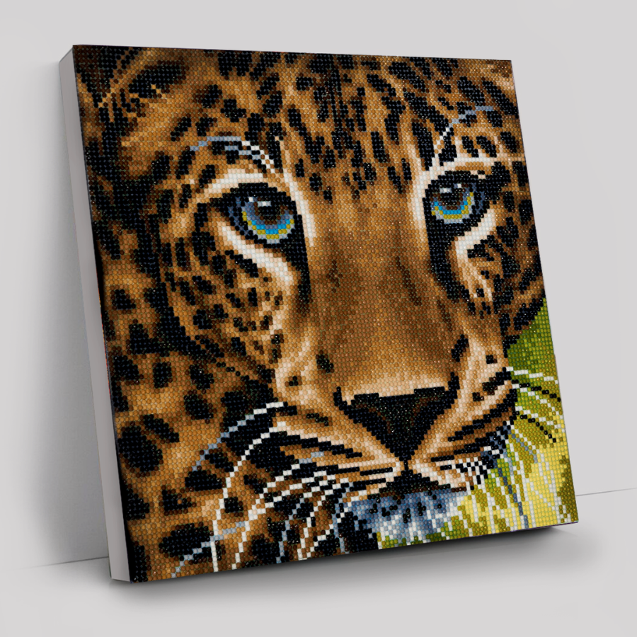 CAK-A66: "Leopard " Framed Crystal Art Kit 30 x 30cm (Medium)