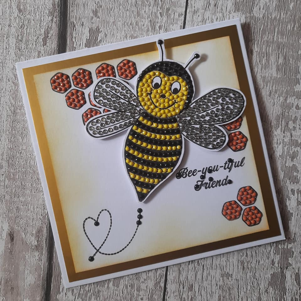CCST23: Craft Buddy Buzzing Bee Crystal Art A6 Stamp Set